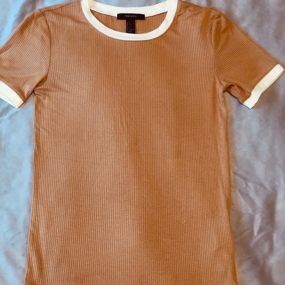 Forever 21 t shirt